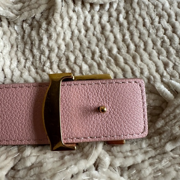 Louis Vuitton 30 mm reversible belt size 90.  Brown and pink.  Practically new! - Picture 5 of 8